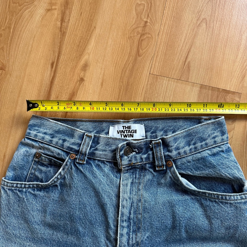 Vintage Levi's White Tab - Picture 6 of 7